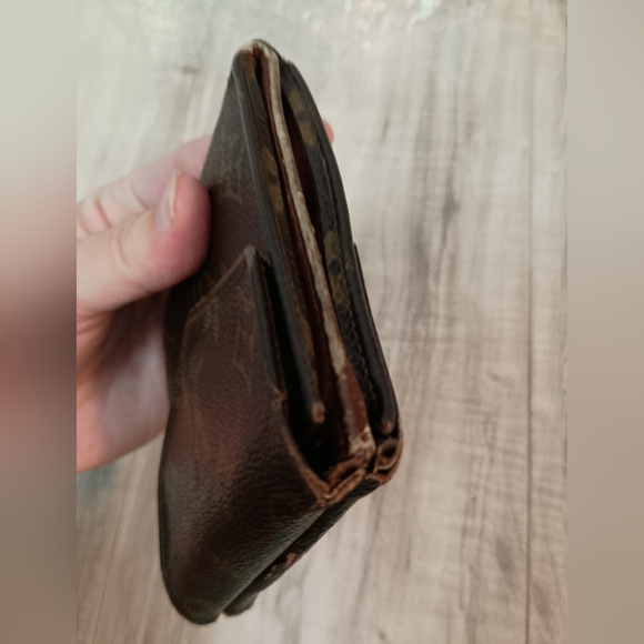 Louis Vuitton Monogram Porte Monnaie Billets Wallet Authentic - Picture 5 of 11